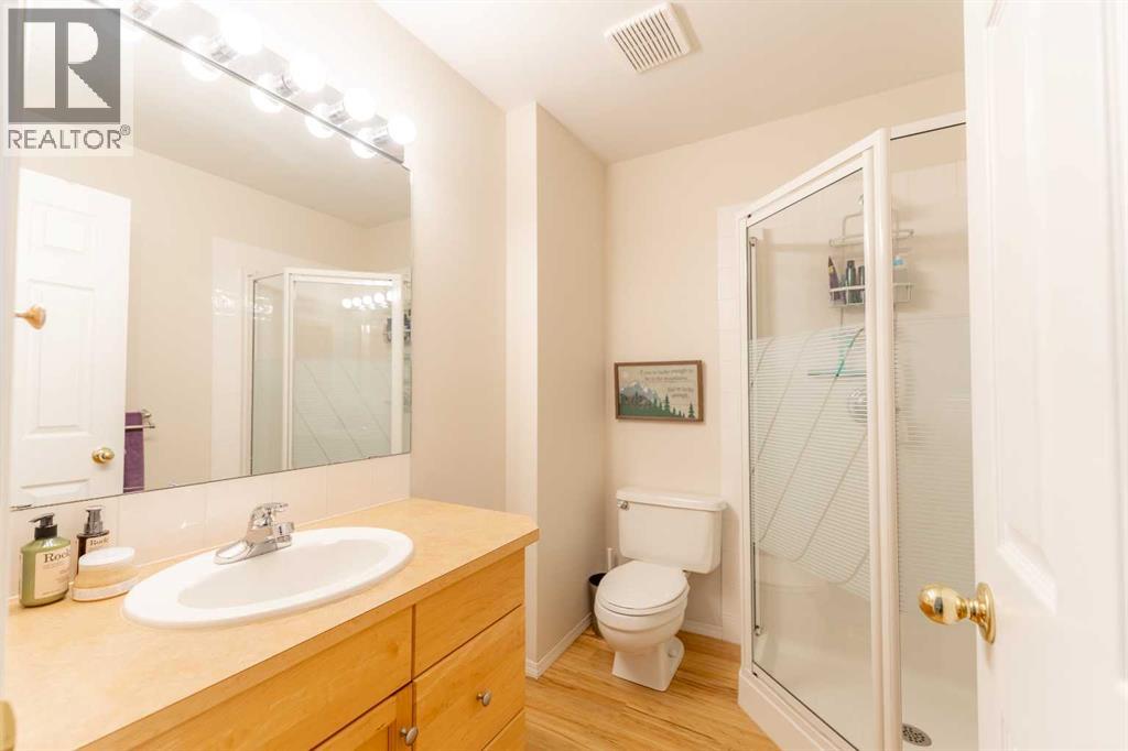 2, 601 4th Street, Canmore, Alberta  T1W 2G7 - Photo 38 - A2285792