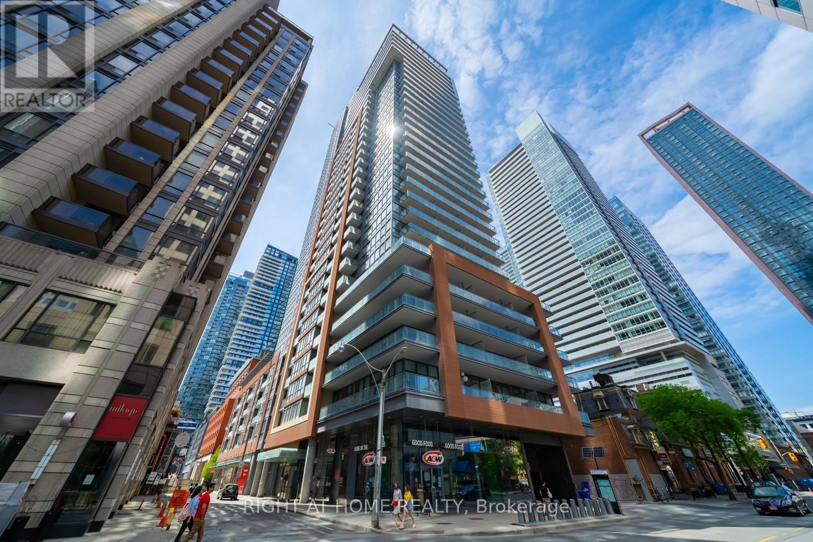 2903 - 8 Mercer Street, Toronto, Ontario  M5V 0C4 - Photo 2 - C12781260