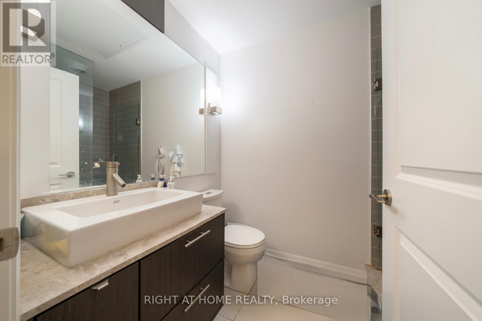 2903 - 8 Mercer Street, Toronto, Ontario  M5V 0C4 - Photo 5 - C12781260