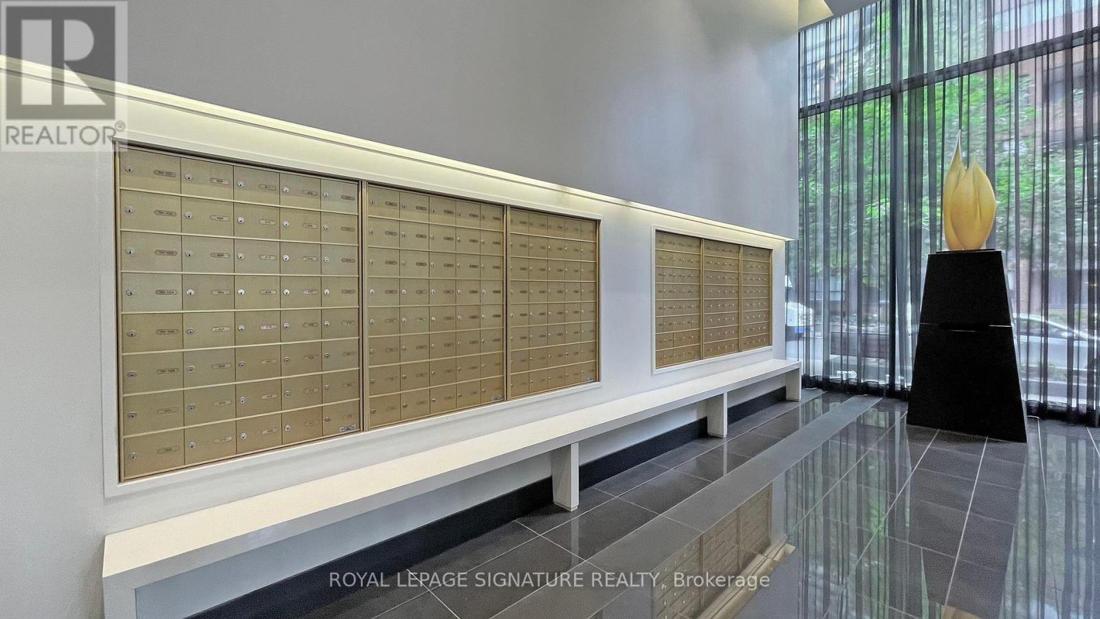 1705 - 32 Davenport Road, Toronto, Ontario  M5R 1H3 - Photo 23 - C12781268