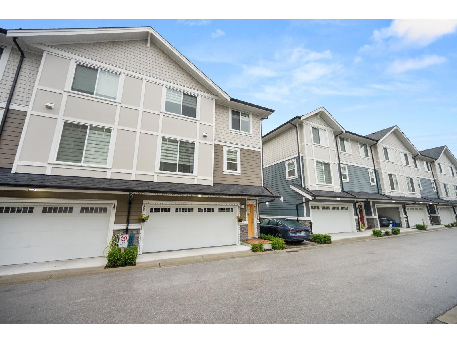 11 19501 74 Avenue, Surrey, British Columbia  V4N 6V7 - Photo 2 - R3088823