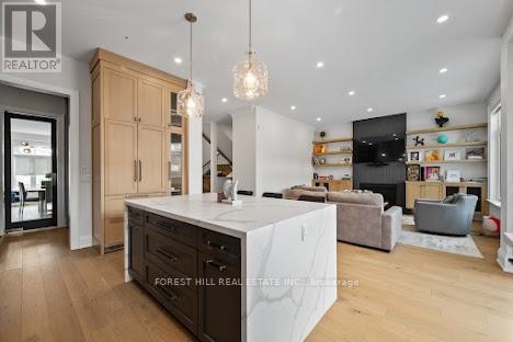 2540 St Clair Avenue E, Toronto, Ontario  M4B 1M1 - Photo 19 - E12781250