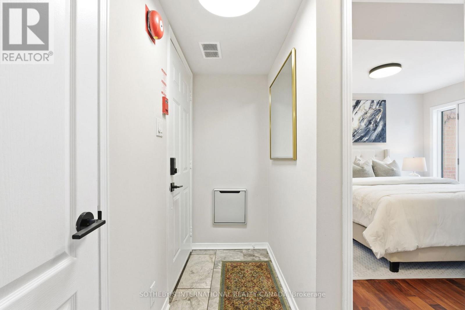 205 - 101 Hammersmith Avenue, Toronto, Ontario  M4E 2W3 - Photo 4 - E12781258