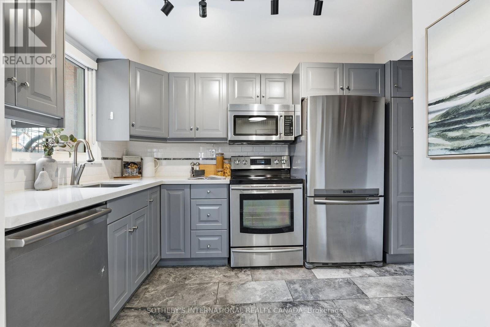 205 - 101 Hammersmith Avenue, Toronto, Ontario  M4E 2W3 - Photo 7 - E12781258