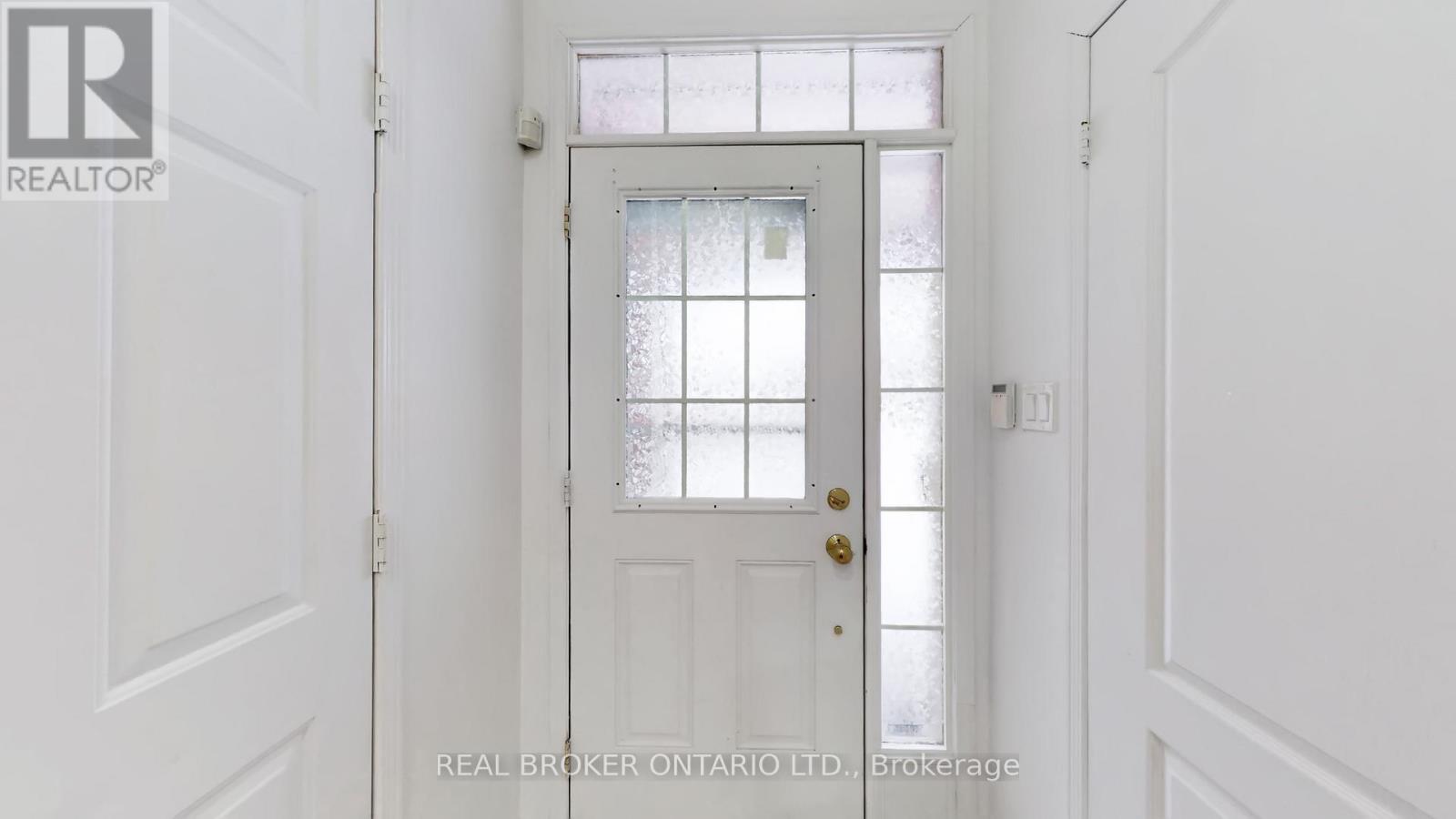 51 Unsworth Crescent, Ajax, Ontario  L1T 4X3 - Photo 3 - E12781284