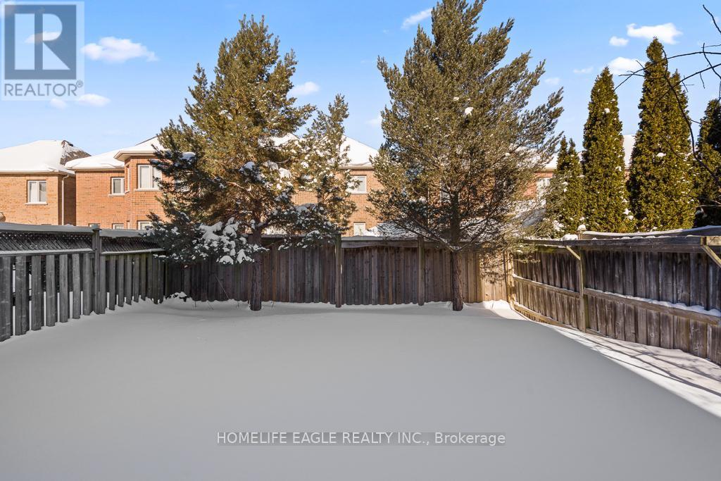 98 Lowther Avenue, Richmond Hill, Ontario  L4E 4P3 - Photo 23 - N12781262