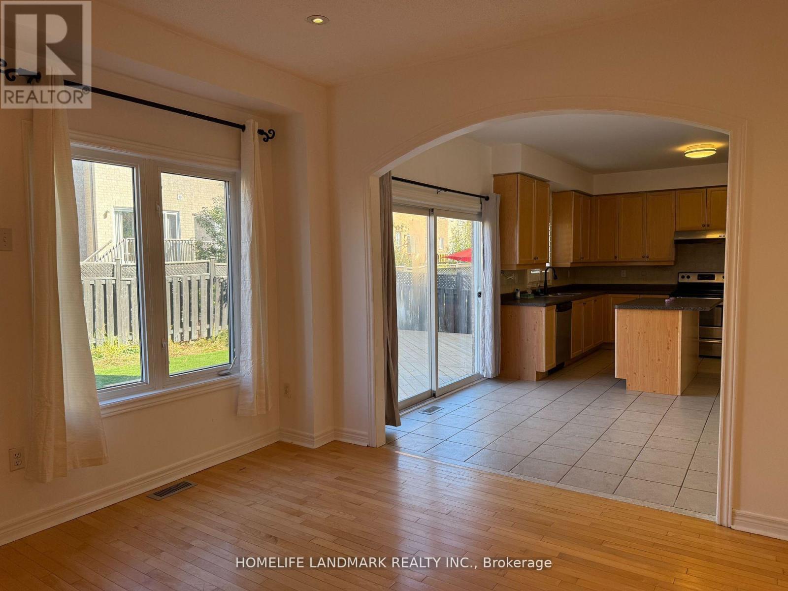 37 Osmond Appleton Road, Markham, Ontario  L6E 1W3 - Photo 5 - N12781276