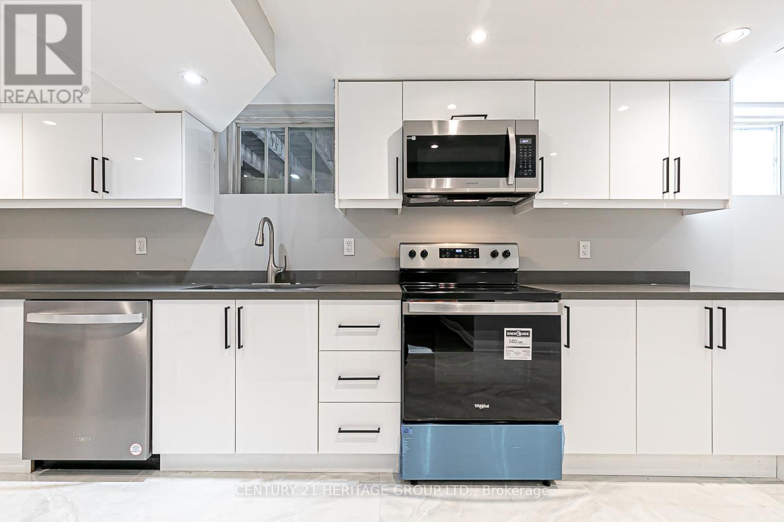 23 Tall Pines Trail, East Gwillimbury, Ontario  L9N 1J5 - Photo 13 - N12781280