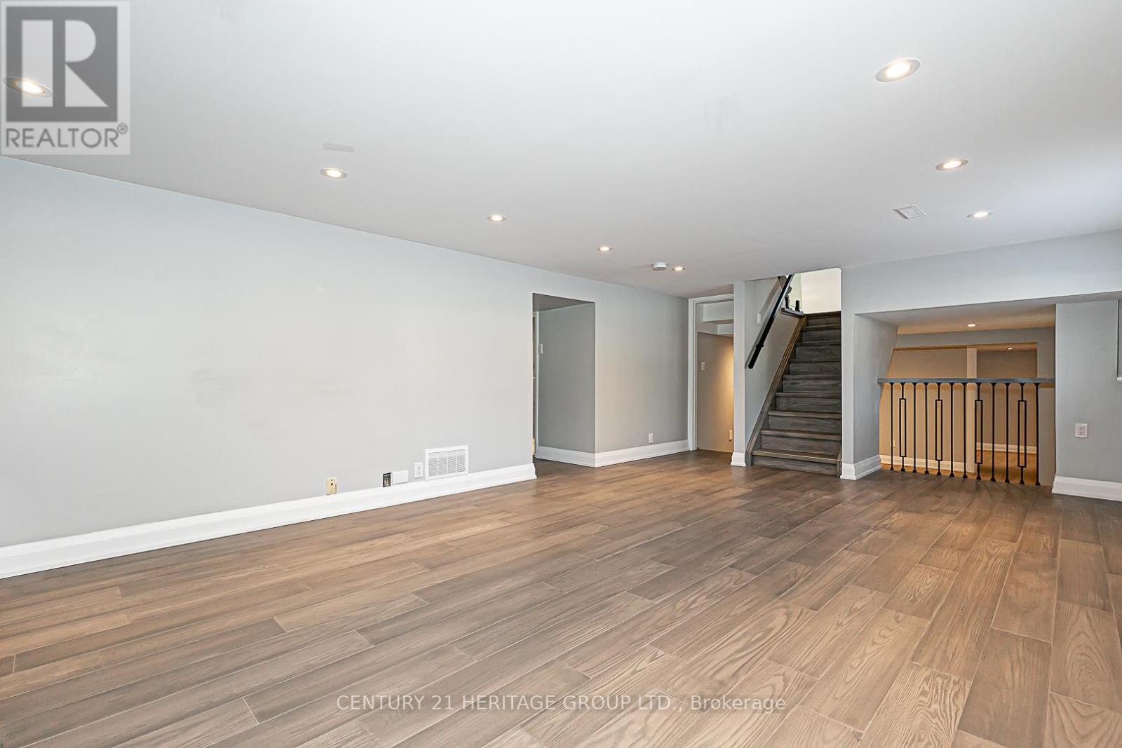 23 Tall Pines Trail, East Gwillimbury, Ontario  L9N 1J5 - Photo 4 - N12781280