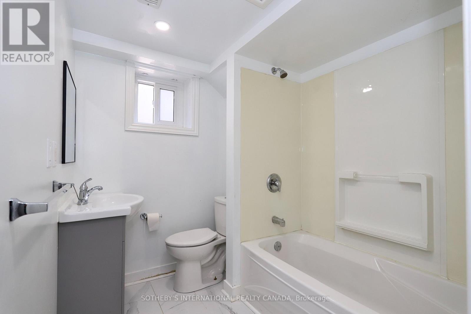 885 Myers Street, Oshawa, Ontario  L1N 5N3 - Photo 8 - E12668166