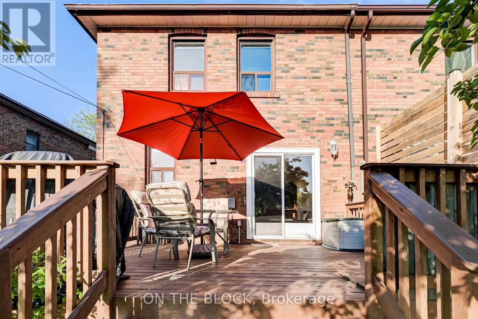 534 Midland Avenue, Toronto, Ontario  M1N 1T1 - Photo 27 - E12773414