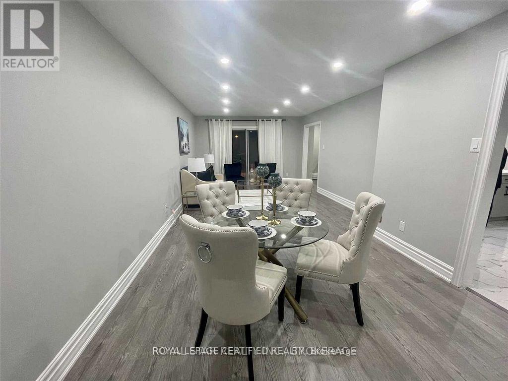 112 Jade Crescent, Brampton, Ontario  L6S 3M8 - Photo 7 - W12768768