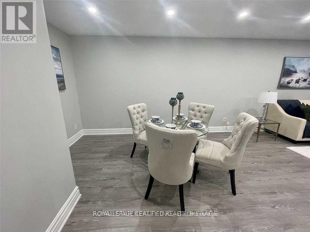 112 Jade Crescent, Brampton, Ontario  L6S 3M8 - Photo 8 - W12768768