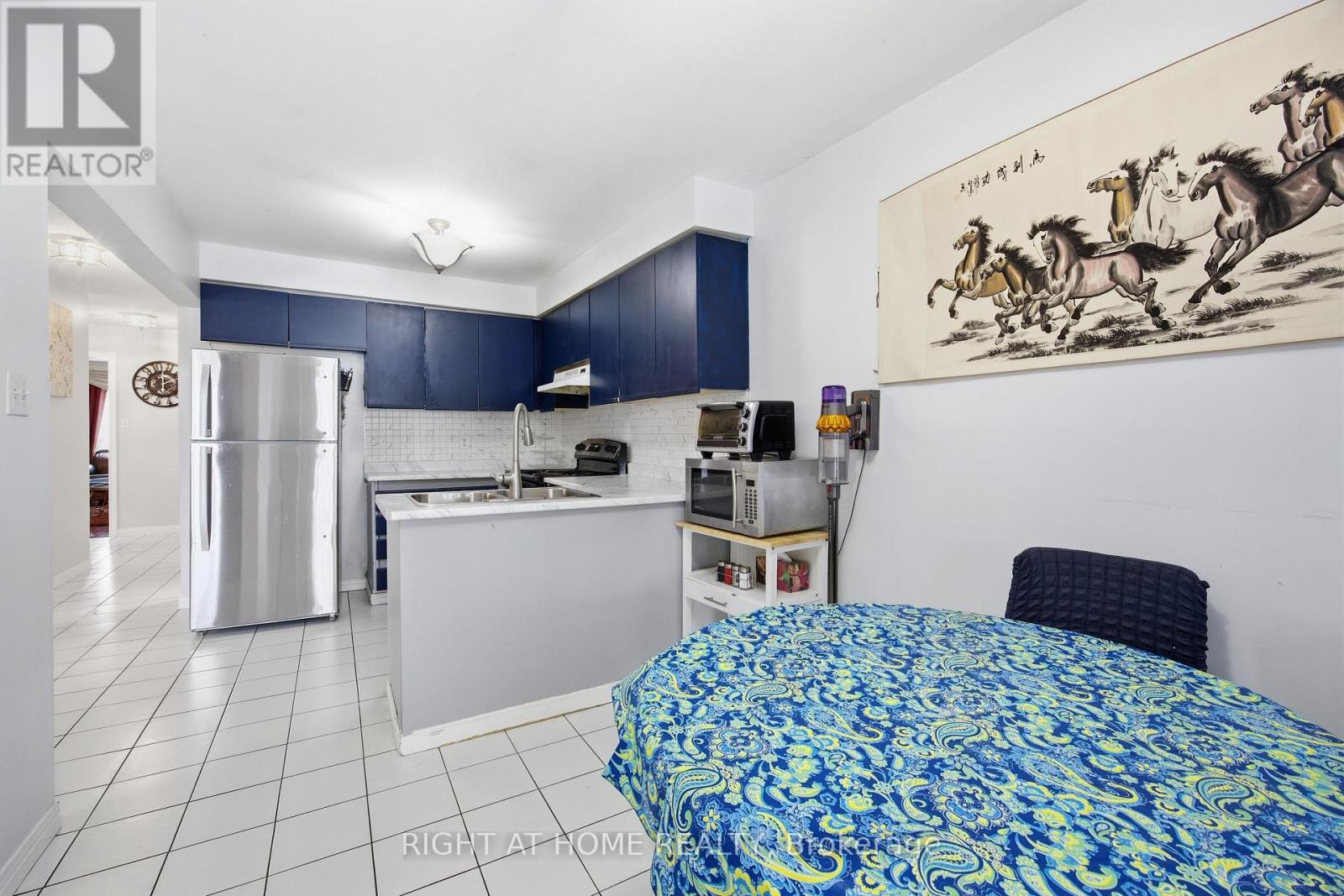 333 Brigade Drive, Hamilton, Ontario  L9B 2G1 - Photo 10 - X12778264