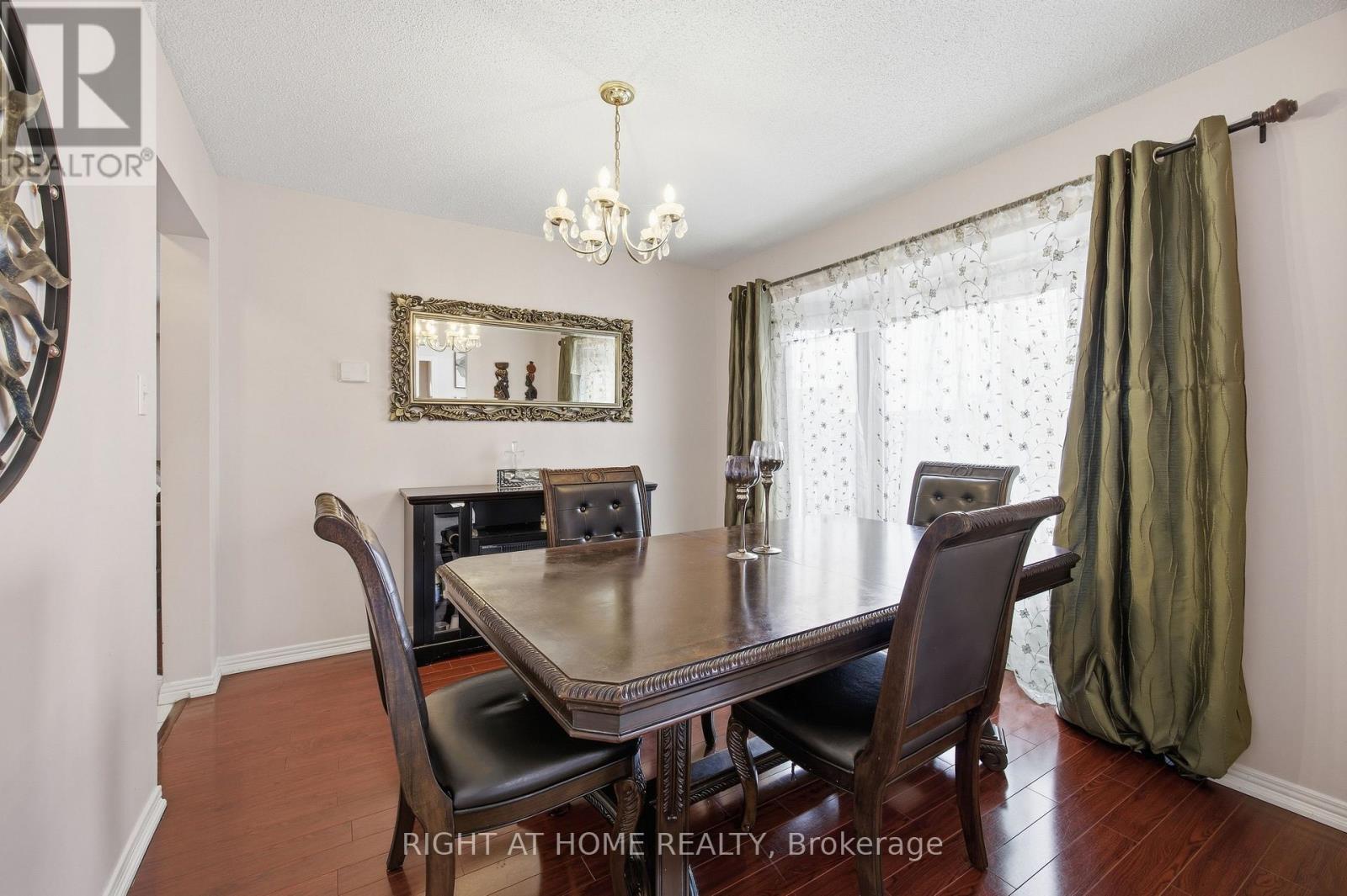 333 Brigade Drive, Hamilton, Ontario  L9B 2G1 - Photo 7 - X12778264