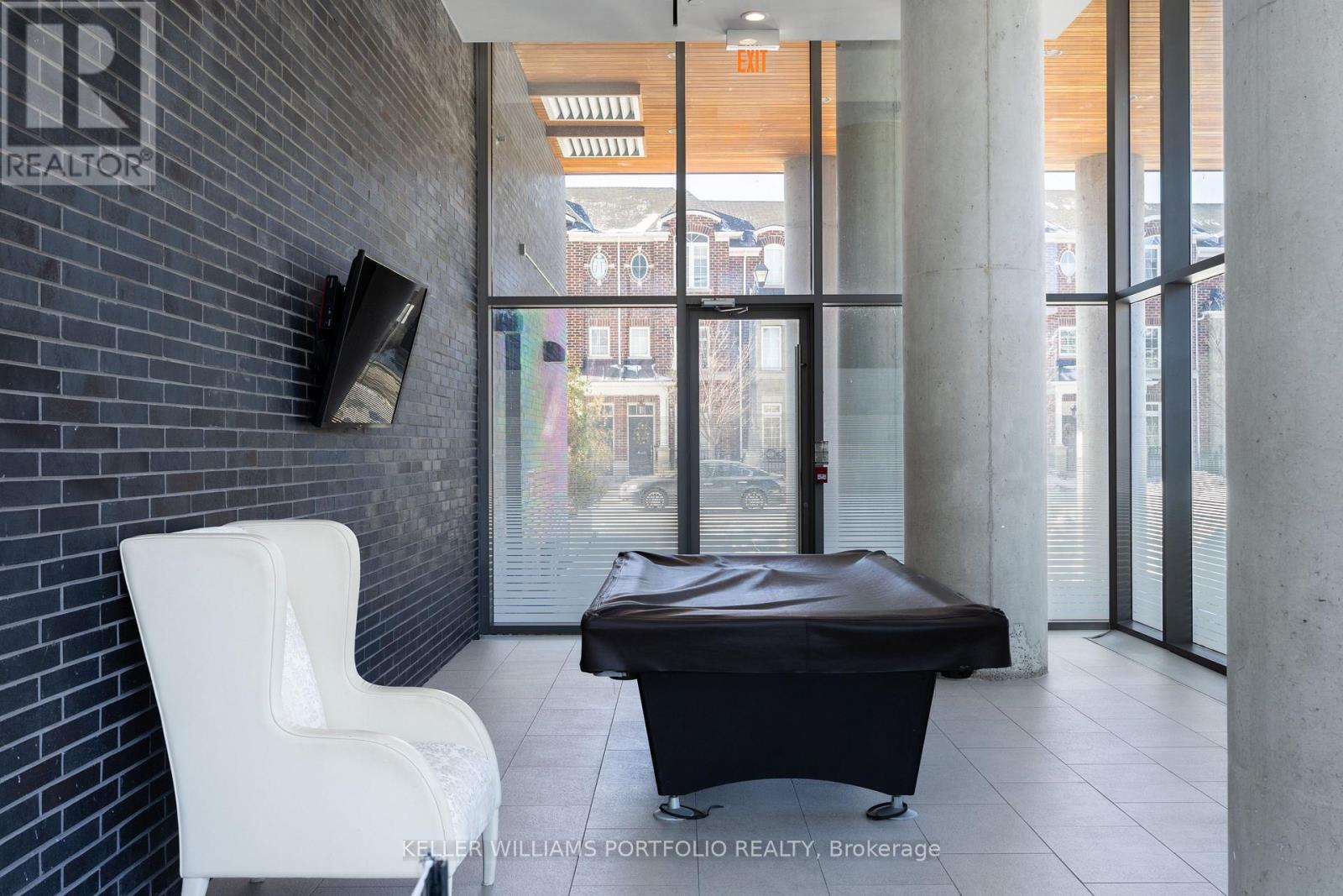 3401 - 105 The Queensway Avenue, Toronto, Ontario  M6S 5B5 - Photo 32 - W12781240