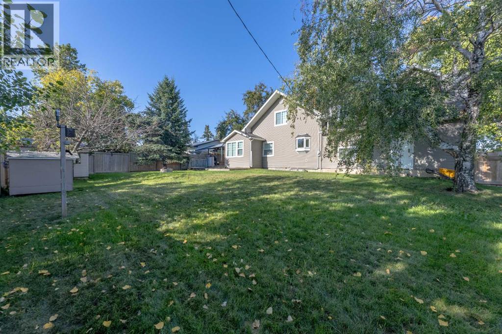 1919 14 Street, Didsbury, Alberta  T0M 0W0 - Photo 28 - A2265994