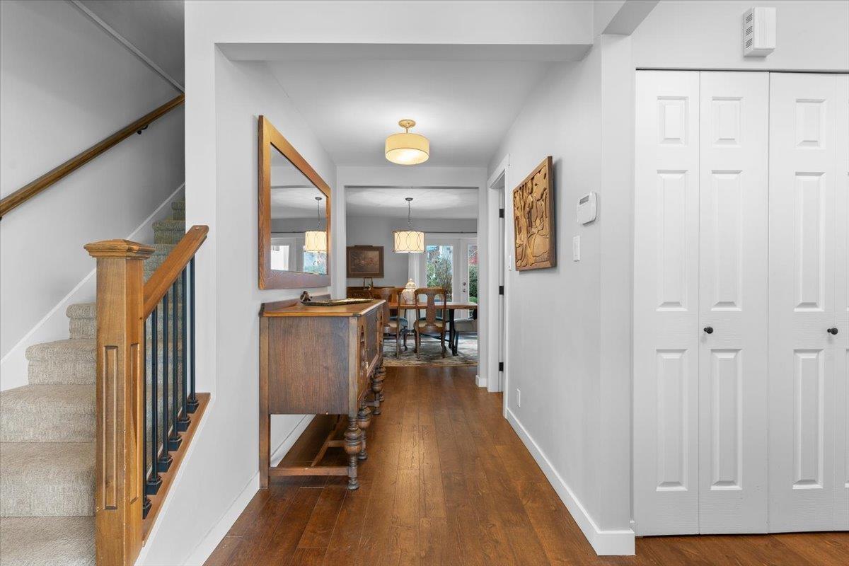 2217 154 Street, Surrey, British Columbia  V4A 4S6 - Photo 4 - R3089036