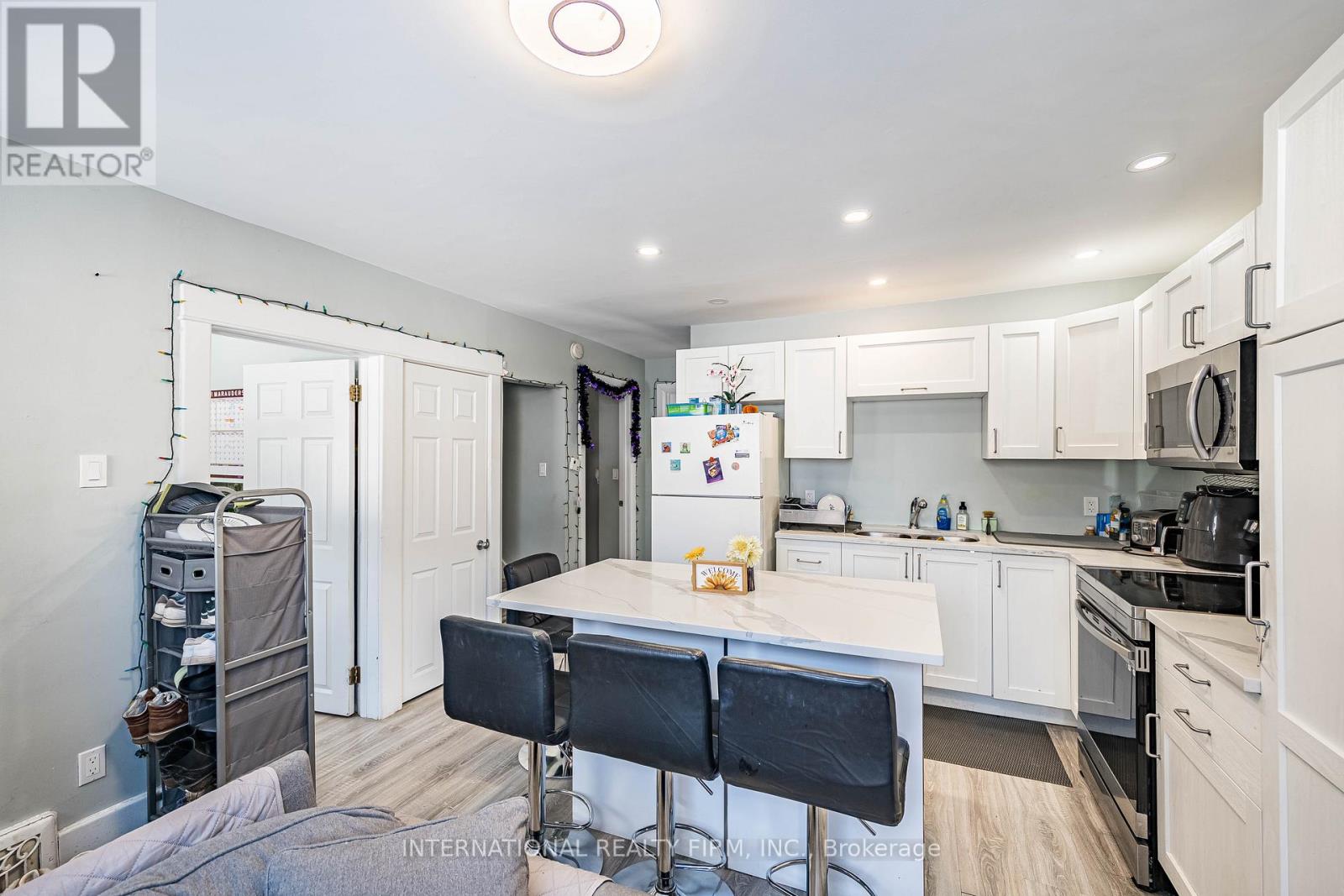 39 Holmes Avenue, Hamilton, Ontario  L8S 2K7 - Photo 8 - X12781238