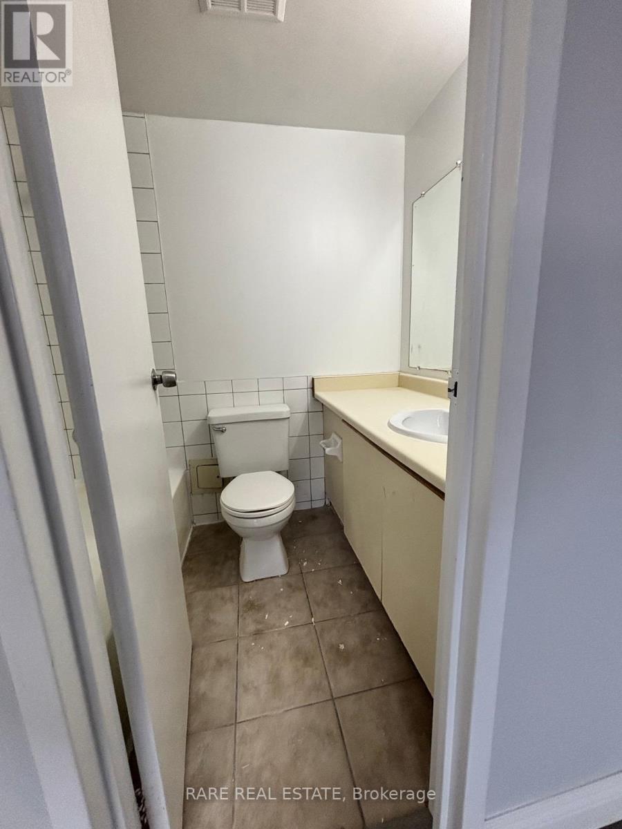 7 - 99 Bellevue Avenue, Toronto, Ontario  M5T 2N8 - Photo 7 - C12651956