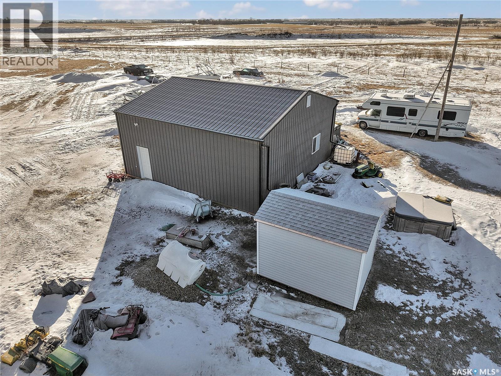 Willow Lane Acreage, Dundurn Rm No. 314, Saskatchewan  S0K 1S0 - Photo 8 - SK028280