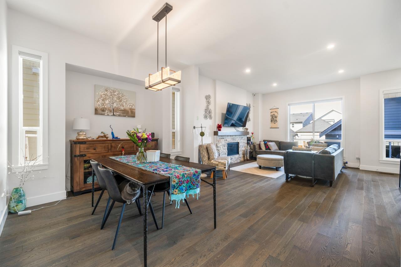 16509 25 Avenue, Surrey, British Columbia  V3Z 0S2 - Photo 3 - R3089114