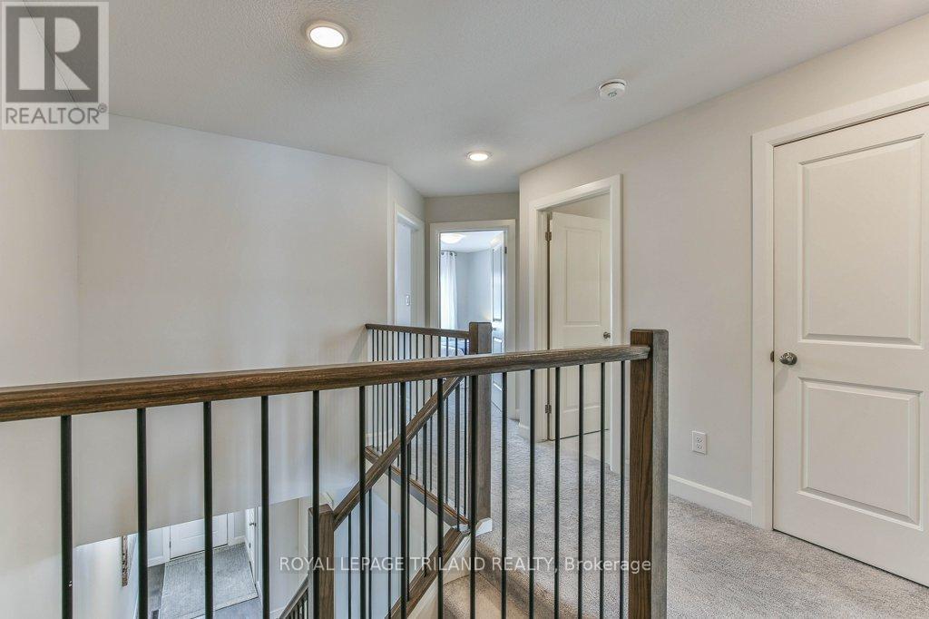 41 - 2491 Tokala Trail, London North, Ontario  N6G 5B4 - Photo 32 - X12781286