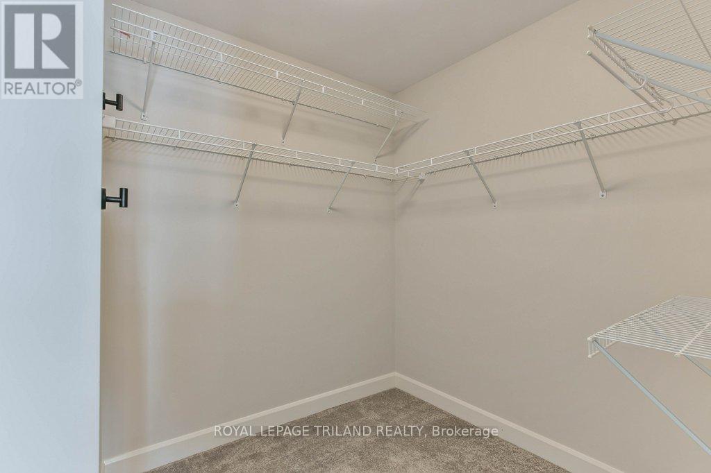 41 - 2491 Tokala Trail, London North, Ontario  N6G 5B4 - Photo 38 - X12781286