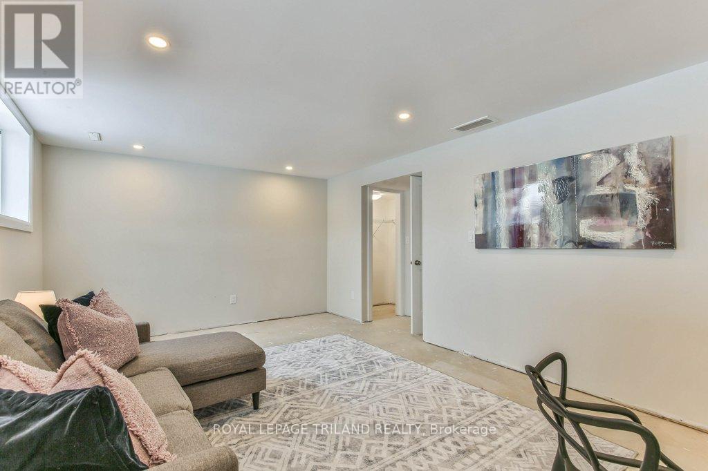 41 - 2491 Tokala Trail, London North, Ontario  N6G 5B4 - Photo 47 - X12781286