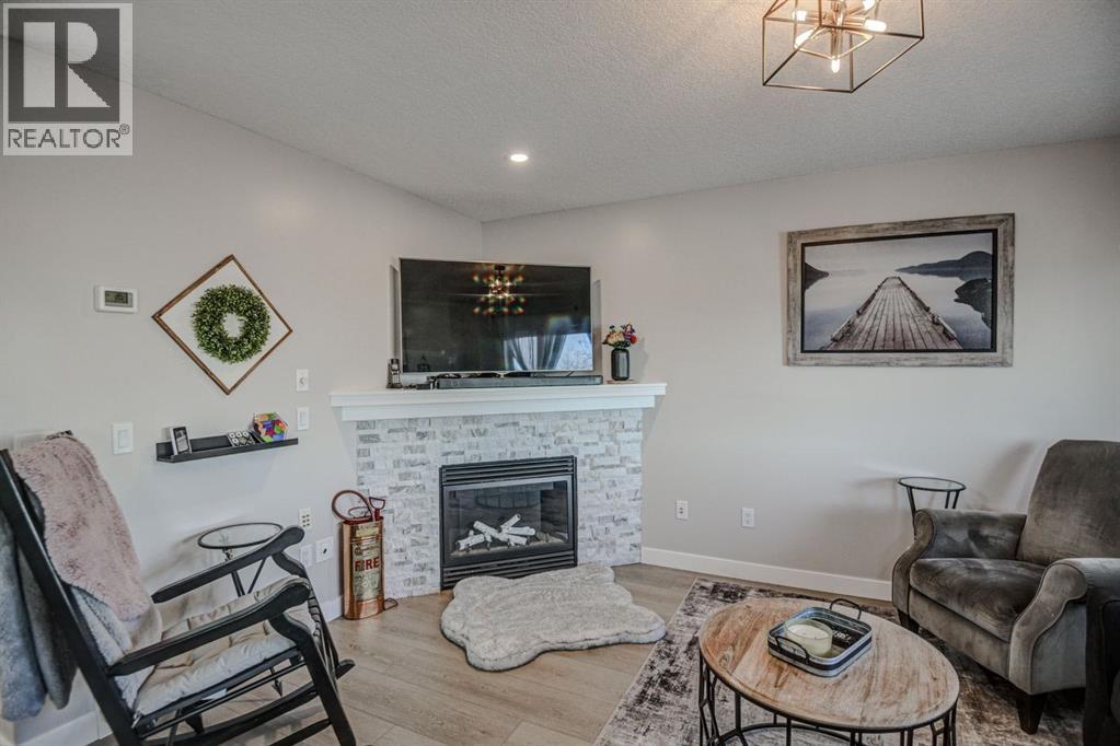349 Luxstone Place Sw, Airdrie, Alberta  T4B 0A6 - Photo 5 - A2284919