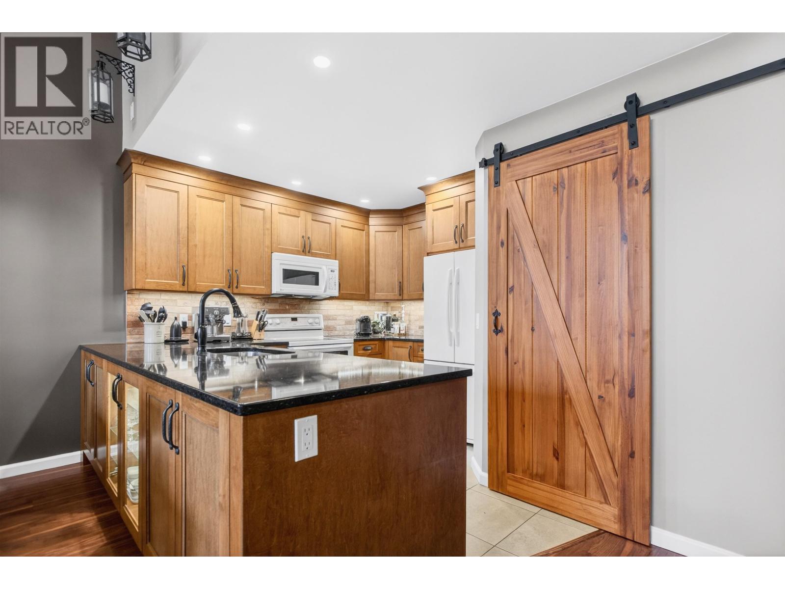 505 11605 227 Street, Maple Ridge, British Columbia  V2X 2L6 - Photo 9 - R3089045