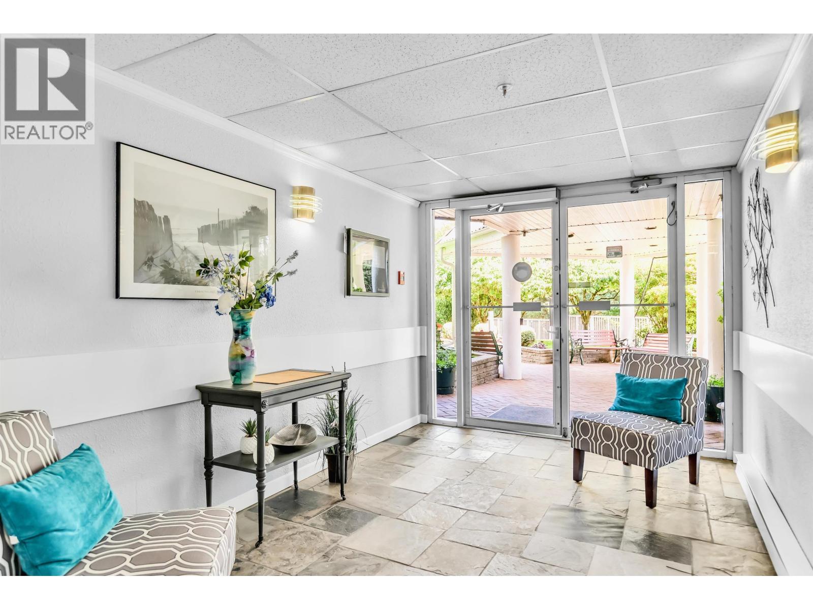 505 11605 227 Street, Maple Ridge, British Columbia  V2X 2L6 - Photo 2 - R3089045