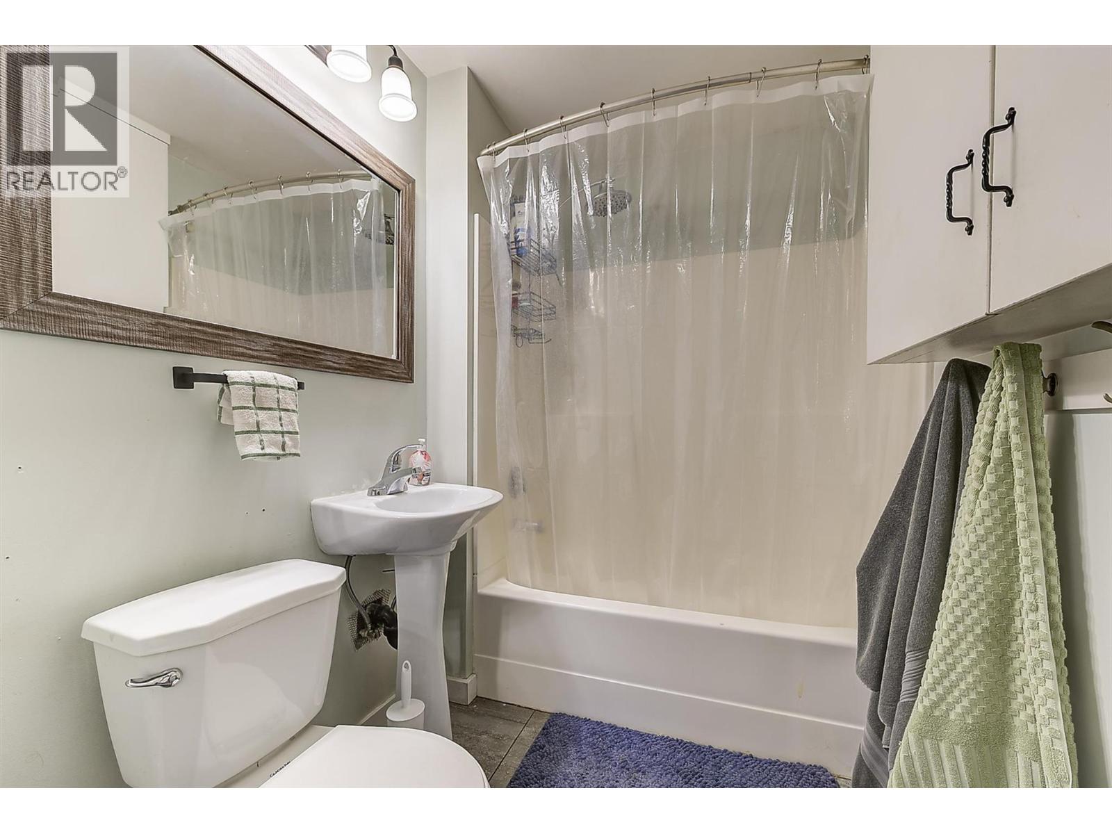 541 Okanagan Boulevard, Kelowna, British Columbia  V1Y 7K9 - Photo 15 - 10369812