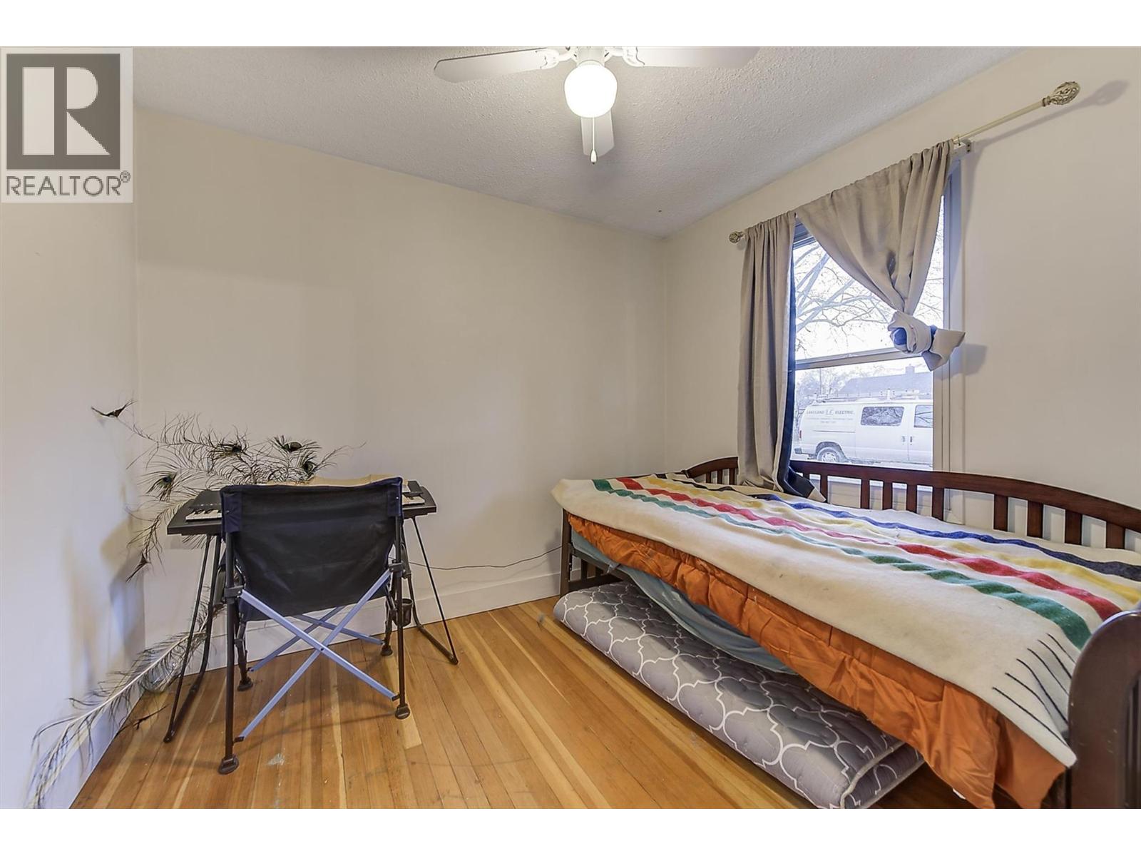 541 Okanagan Boulevard, Kelowna, British Columbia  V1Y 7K9 - Photo 16 - 10369812