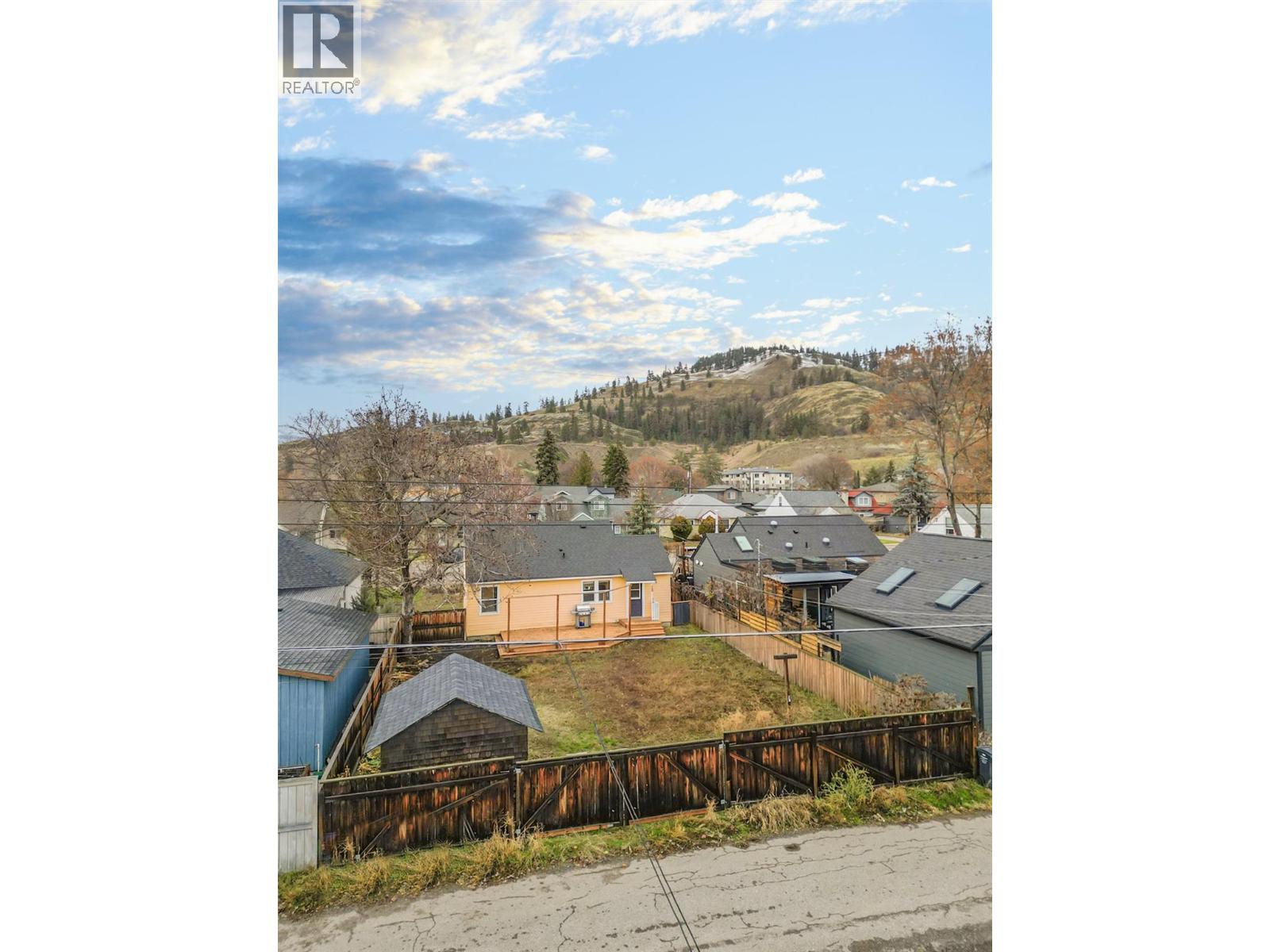 541 Okanagan Boulevard, Kelowna, British Columbia  V1Y 7K9 - Photo 28 - 10369812
