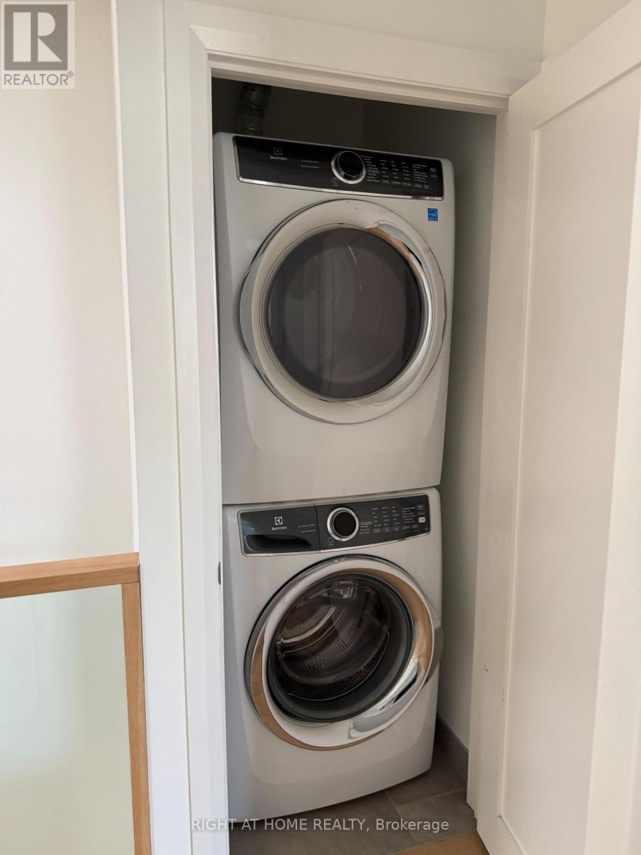 221 Crichton Street, Ottawa, Ontario  K1M 1W3 - Photo 18 - X12781302