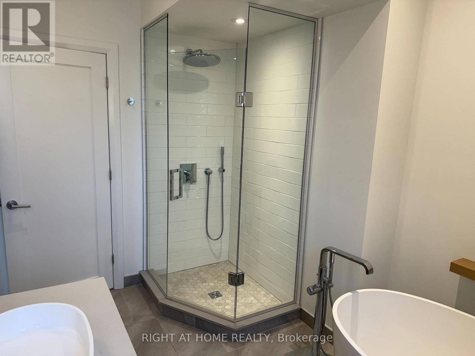 221 Crichton Street, Ottawa, Ontario  K1M 1W3 - Photo 20 - X12781302