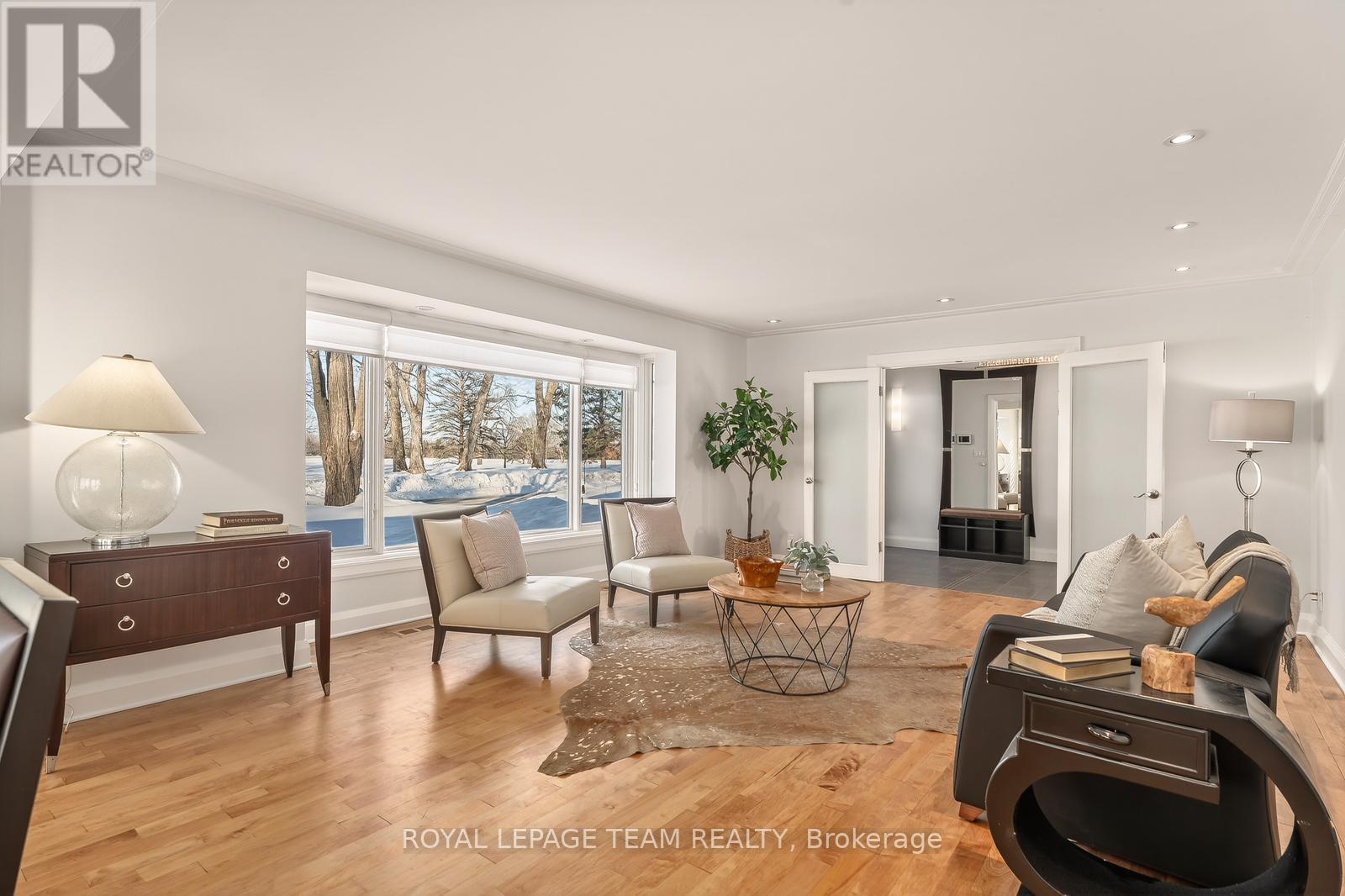 230 Sandridge Road, Ottawa, Ontario  K1L 5A2 - Photo 10 - X12781342