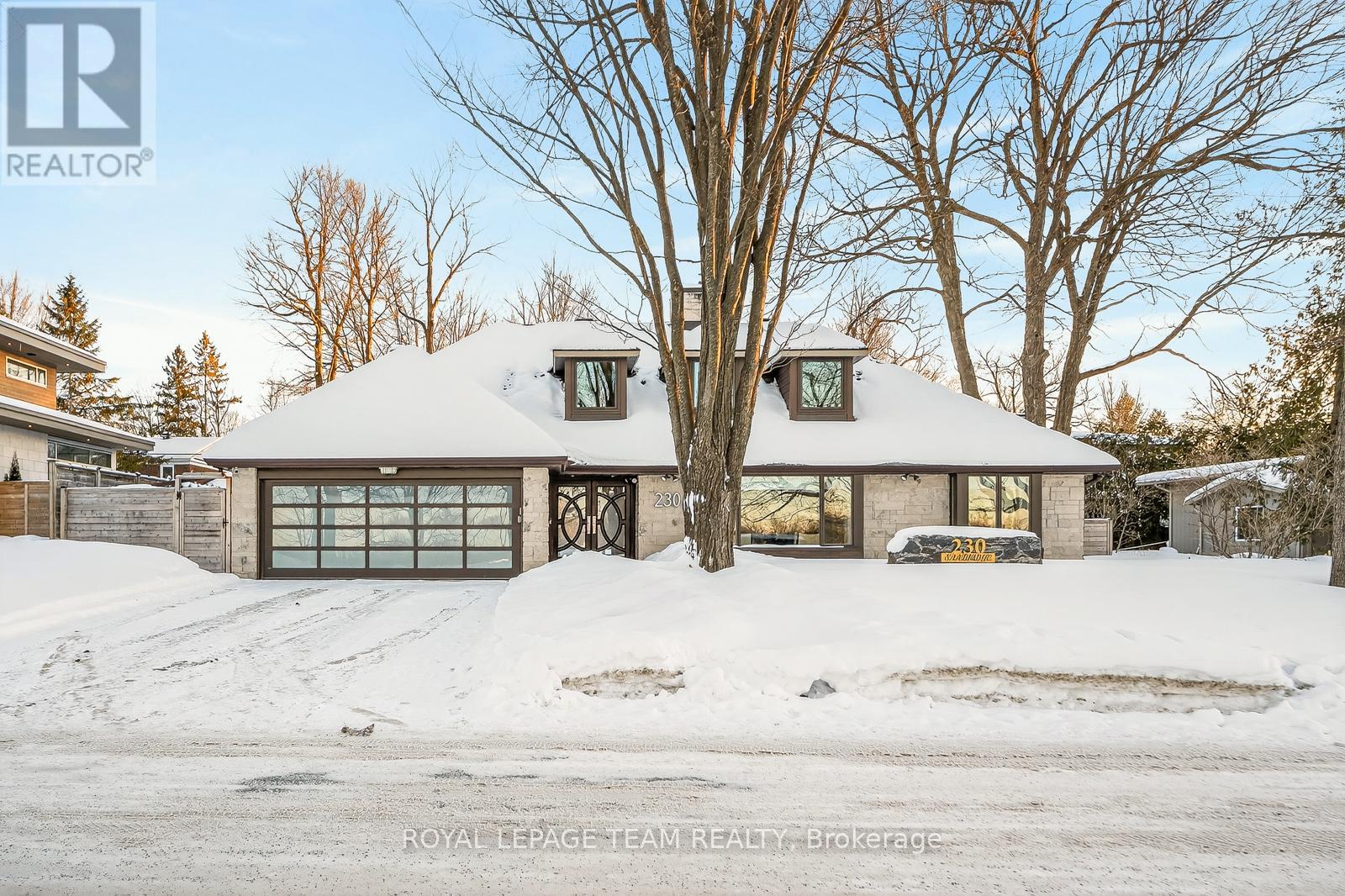 230 Sandridge Road, Ottawa, Ontario  K1L 5A2 - Photo 2 - X12781342