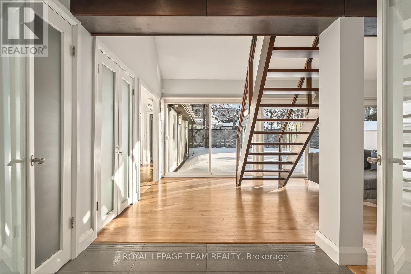 230 Sandridge Road, Ottawa, Ontario  K1L 5A2 - Photo 26 - X12781342