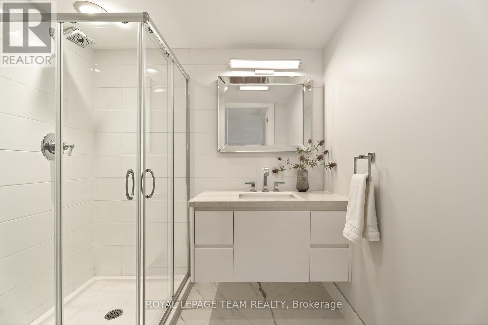 230 Sandridge Road, Ottawa, Ontario  K1L 5A2 - Photo 39 - X12781342