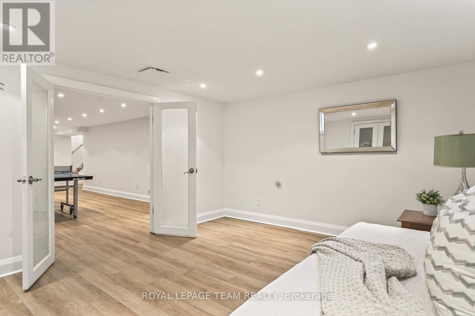 230 Sandridge Road, Ottawa, Ontario  K1L 5A2 - Photo 45 - X12781342