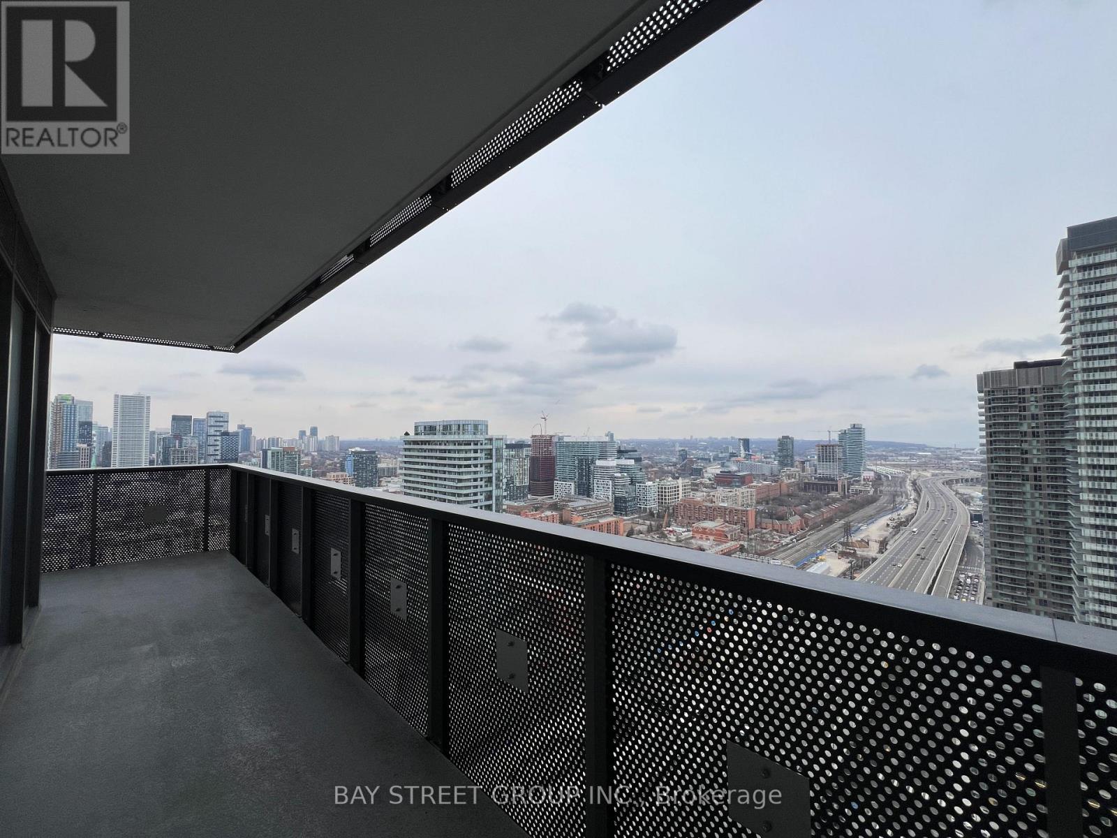 3705 - 55 Cooper Street, Toronto, Ontario  M5E 0G1 - Photo 9 - C12781304