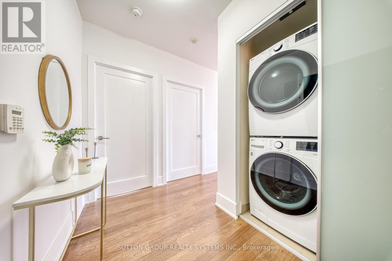 1912 - 300 Front Street W, Toronto, Ontario  M5V 0E9 - Photo 42 - C12781312