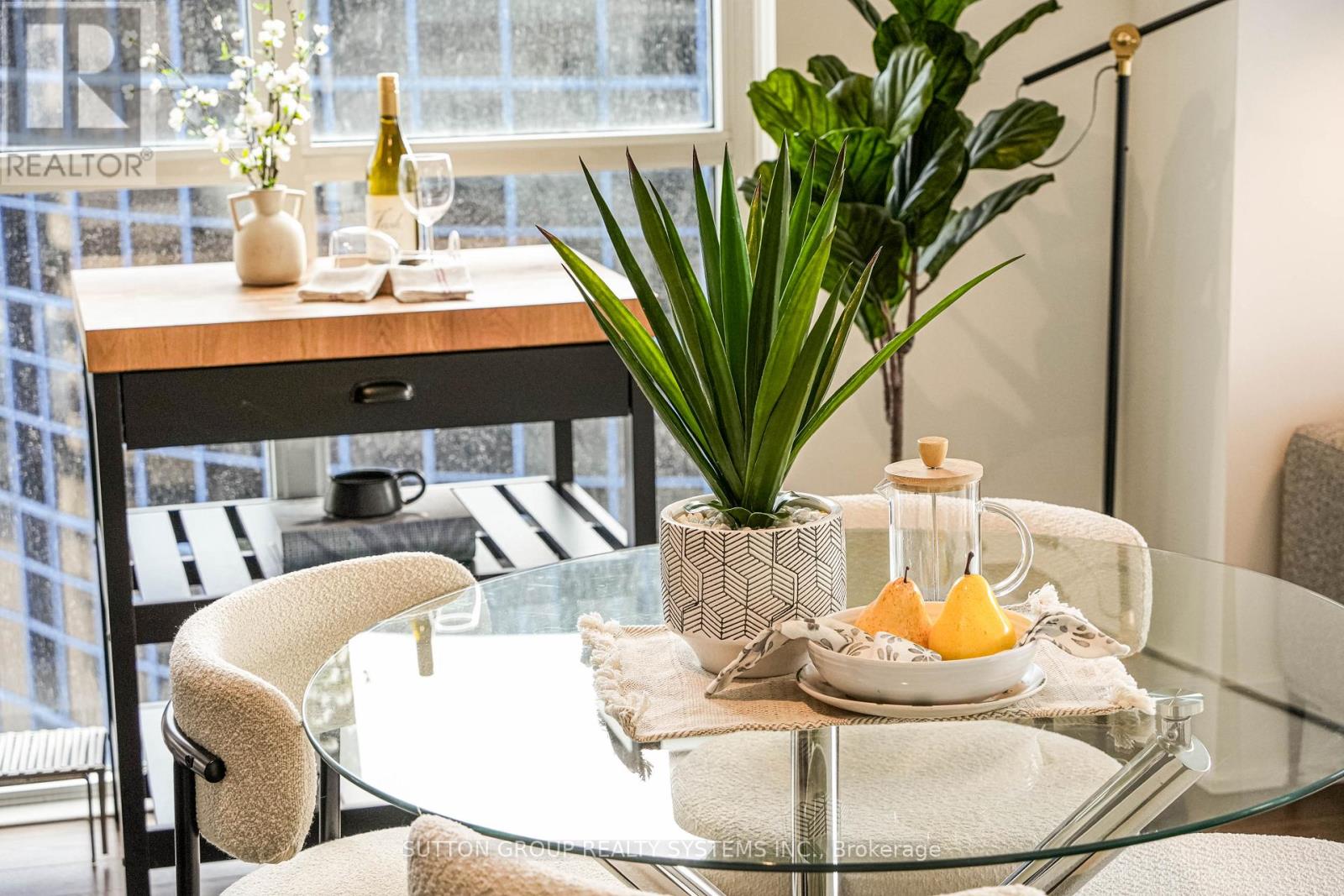 1912 - 300 Front Street W, Toronto, Ontario  M5V 0E9 - Photo 9 - C12781312