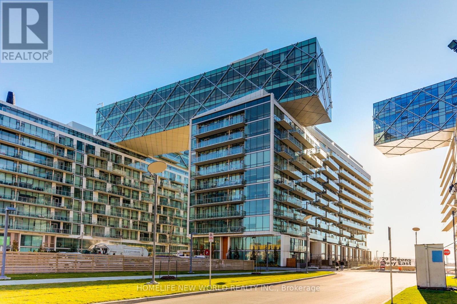 510 - 39 Queens Quay E, Toronto, Ontario  M5E 0A5 - Photo 2 - C12781328