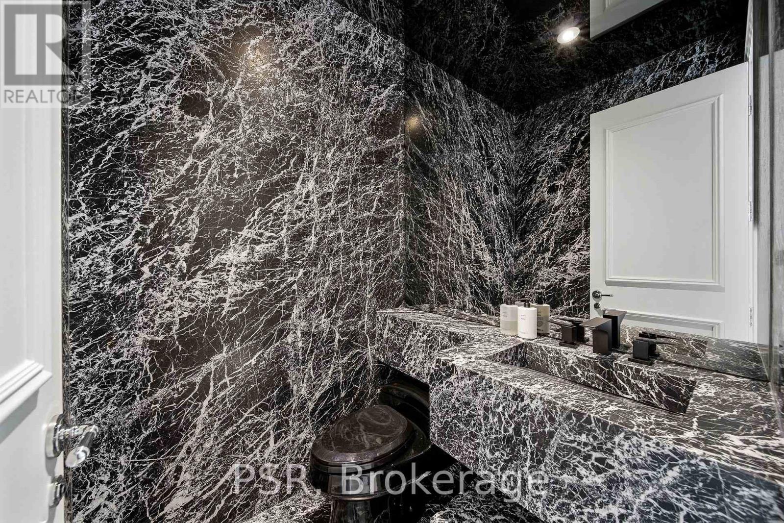 3601 - 311 Bay Street, Toronto, Ontario  M5H 4G5 - Photo 20 - C12781352