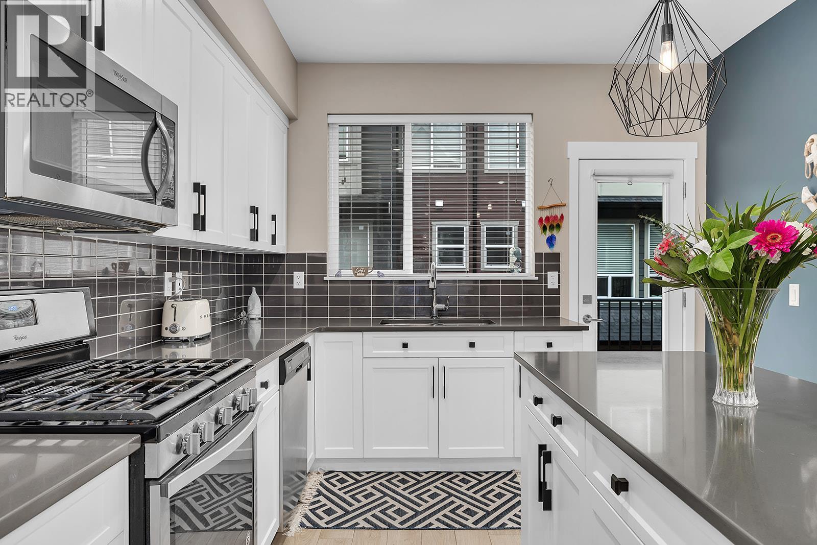 2490 Tuscany Drive Unit# 24, West Kelowna, British Columbia  V4T 3M4 - Photo 7 - 10359243