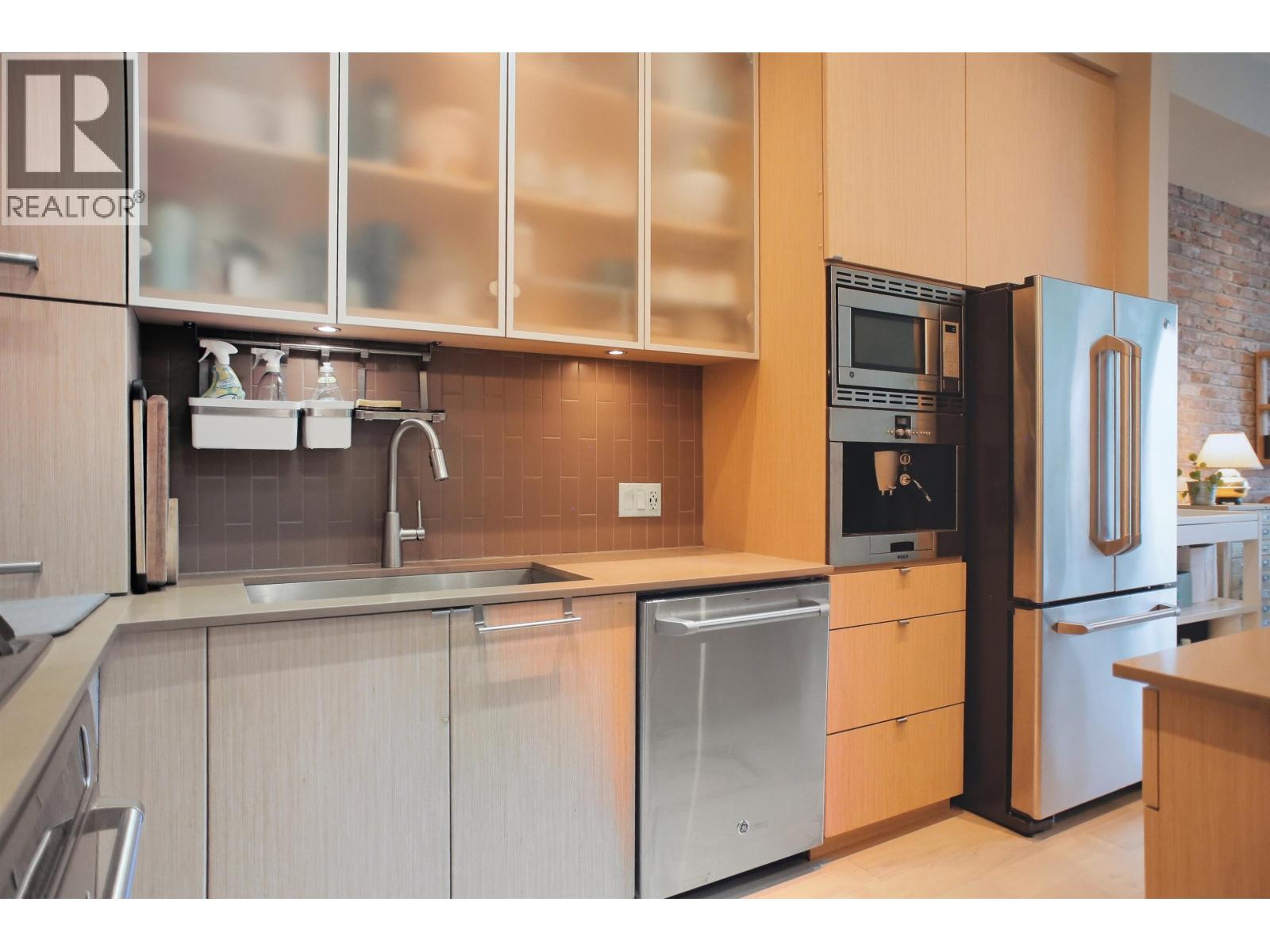 104 260 Salter Street, New Westminster, British Columbia  V3M 0J4 - Photo 8 - R3089004