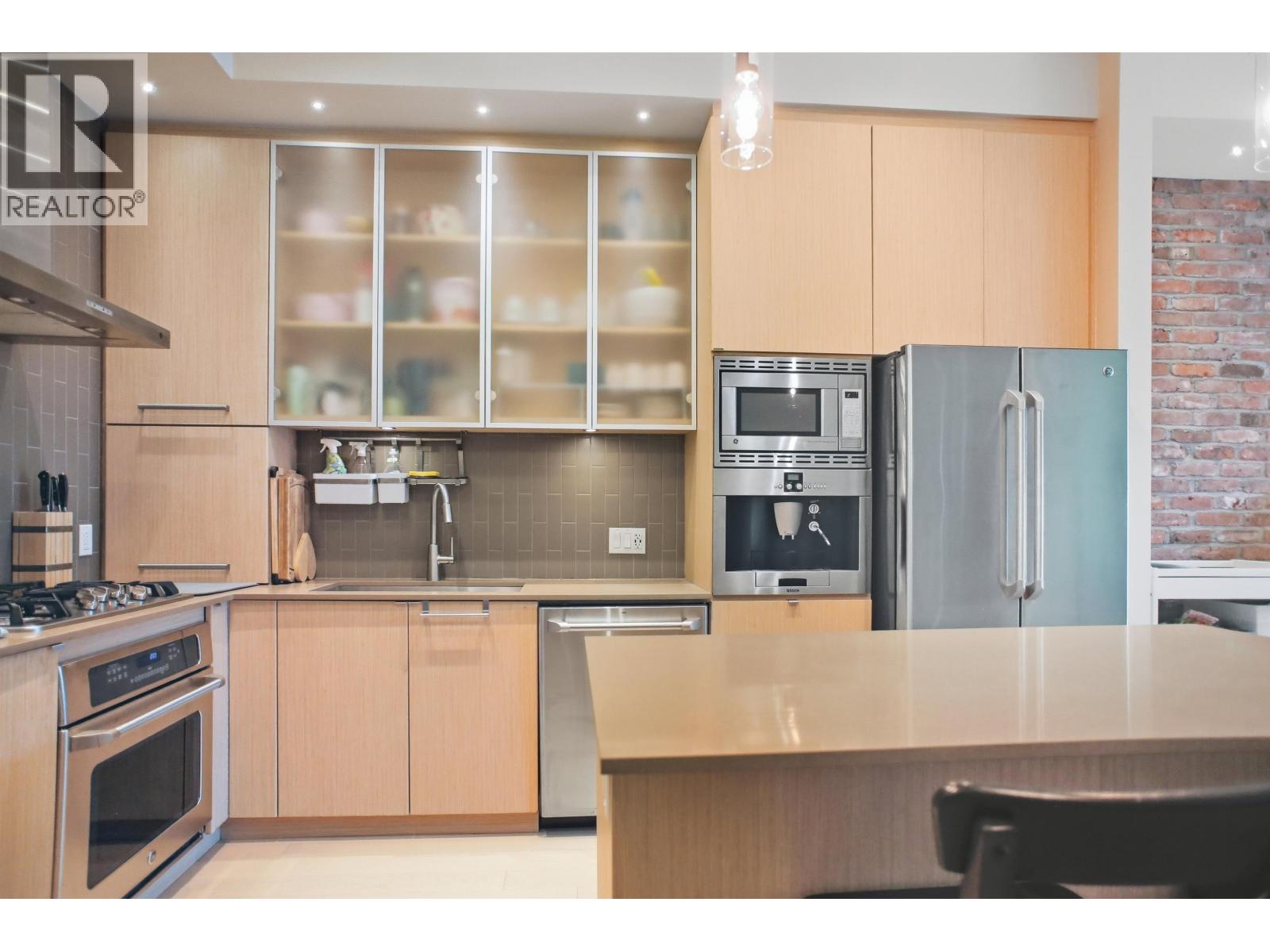 104 260 Salter Street, New Westminster, British Columbia  V3M 0J4 - Photo 5 - R3089004